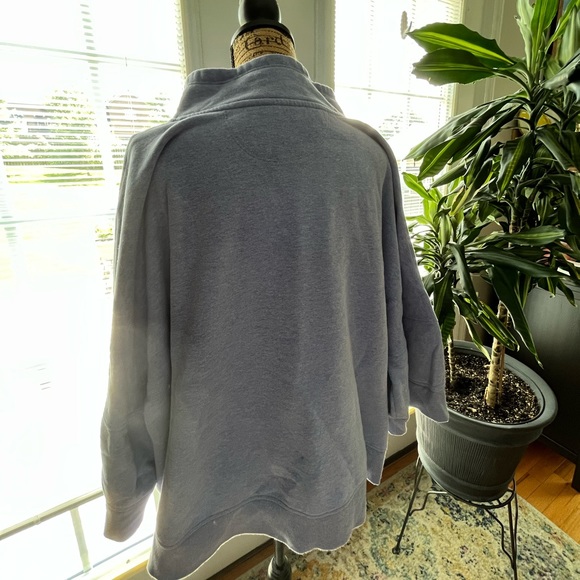 Calvin Klein Pullover! - Picture 5 of 6